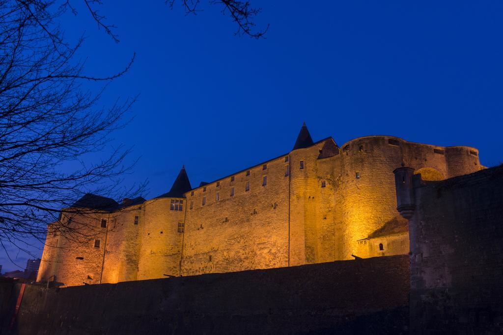 Hotel Le Saint Michel Sedan Zewnętrze zdjęcie