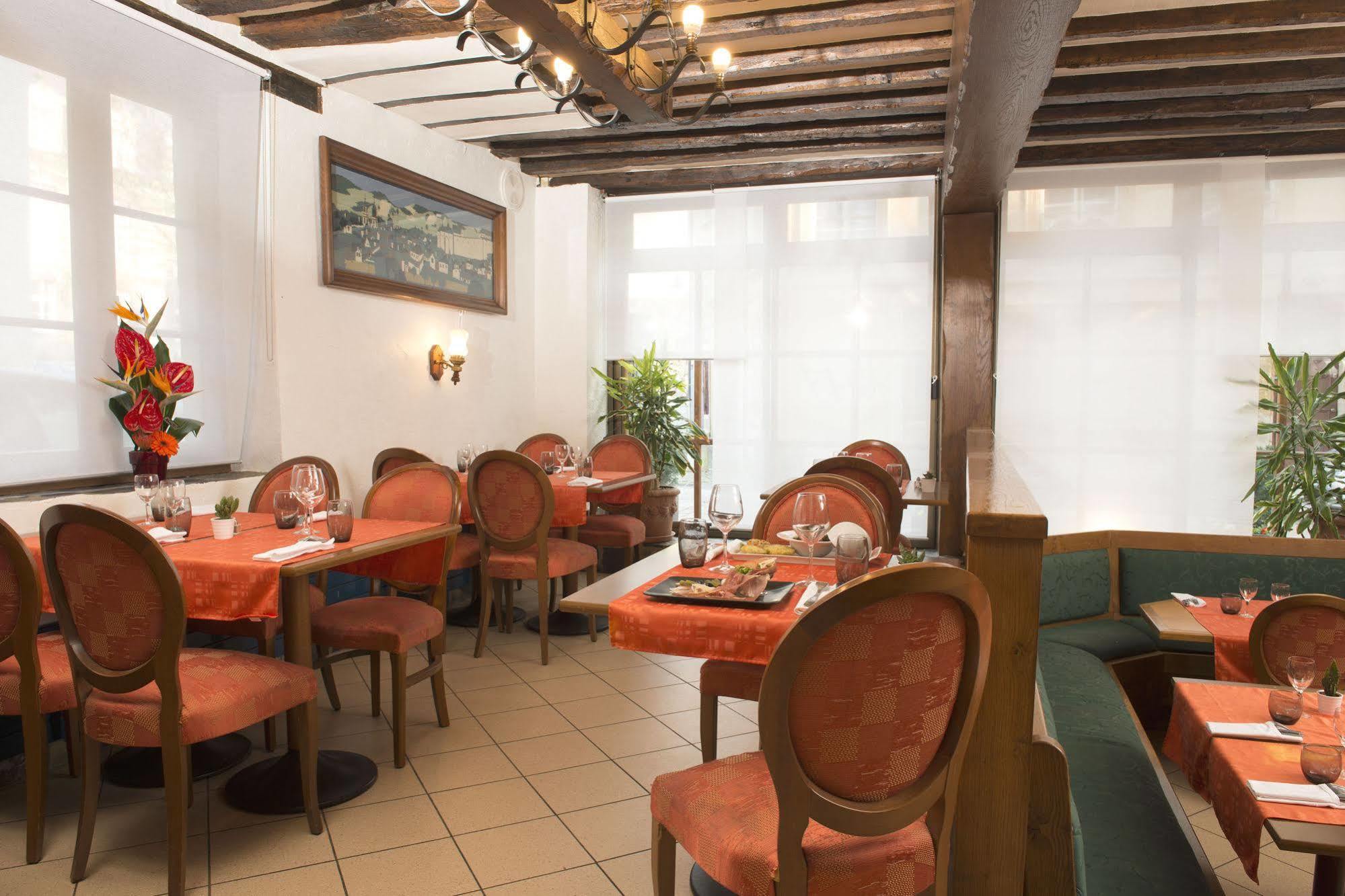 Hotel Le Saint Michel Sedan Zewnętrze zdjęcie