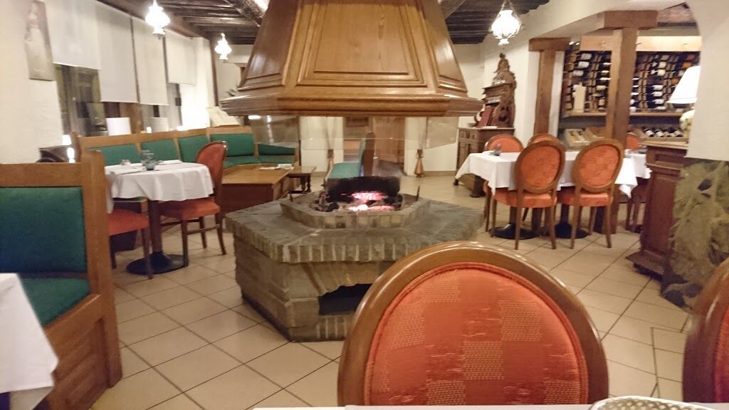 Hotel Le Saint Michel Sedan Zewnętrze zdjęcie